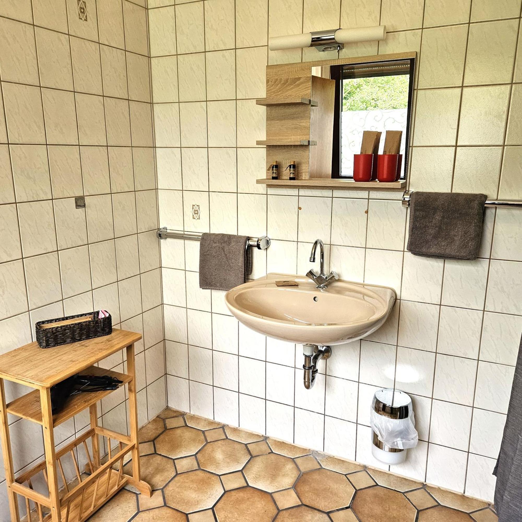 Haus Scheuten Hotel Дуйсбург Екстериор снимка