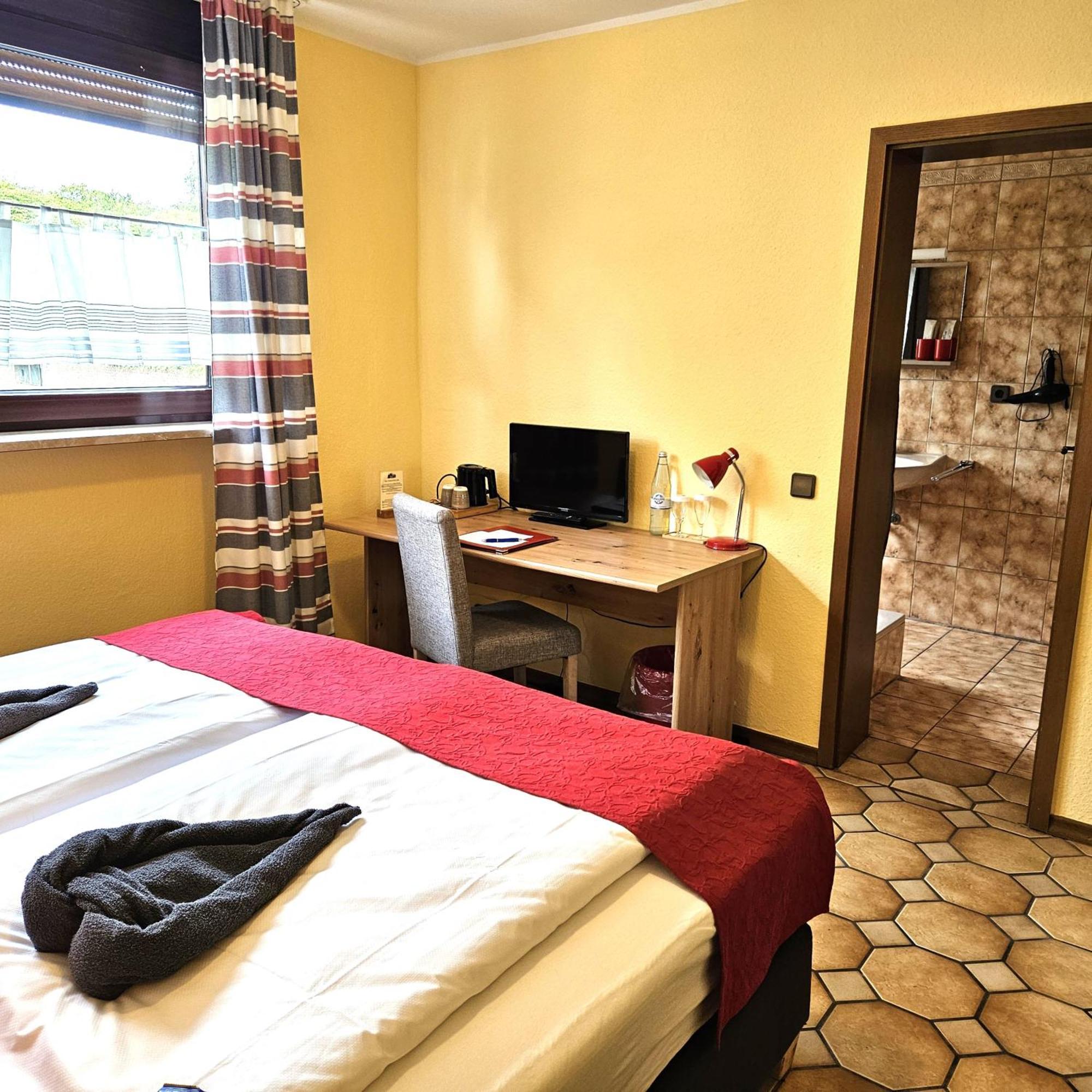 Haus Scheuten Hotel Дуйсбург Екстериор снимка