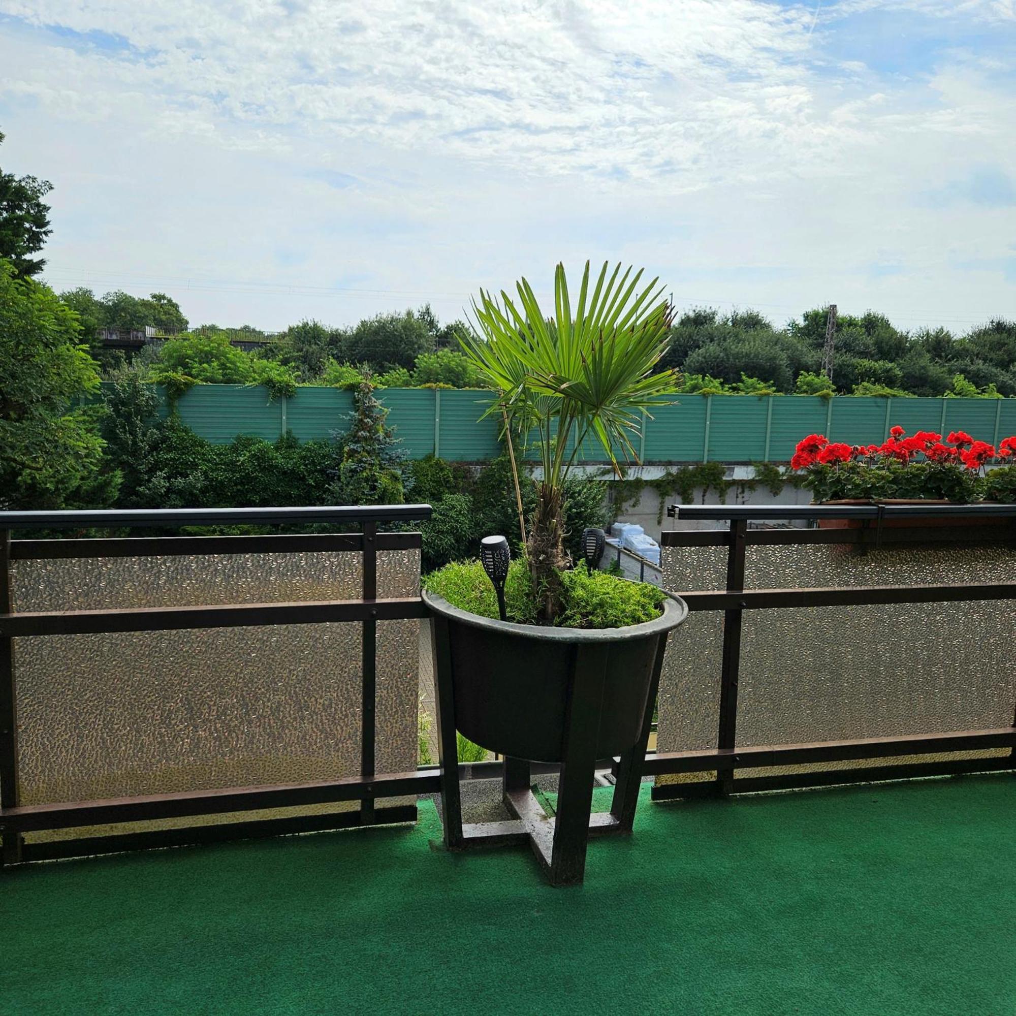 Haus Scheuten Hotel Дуйсбург Екстериор снимка