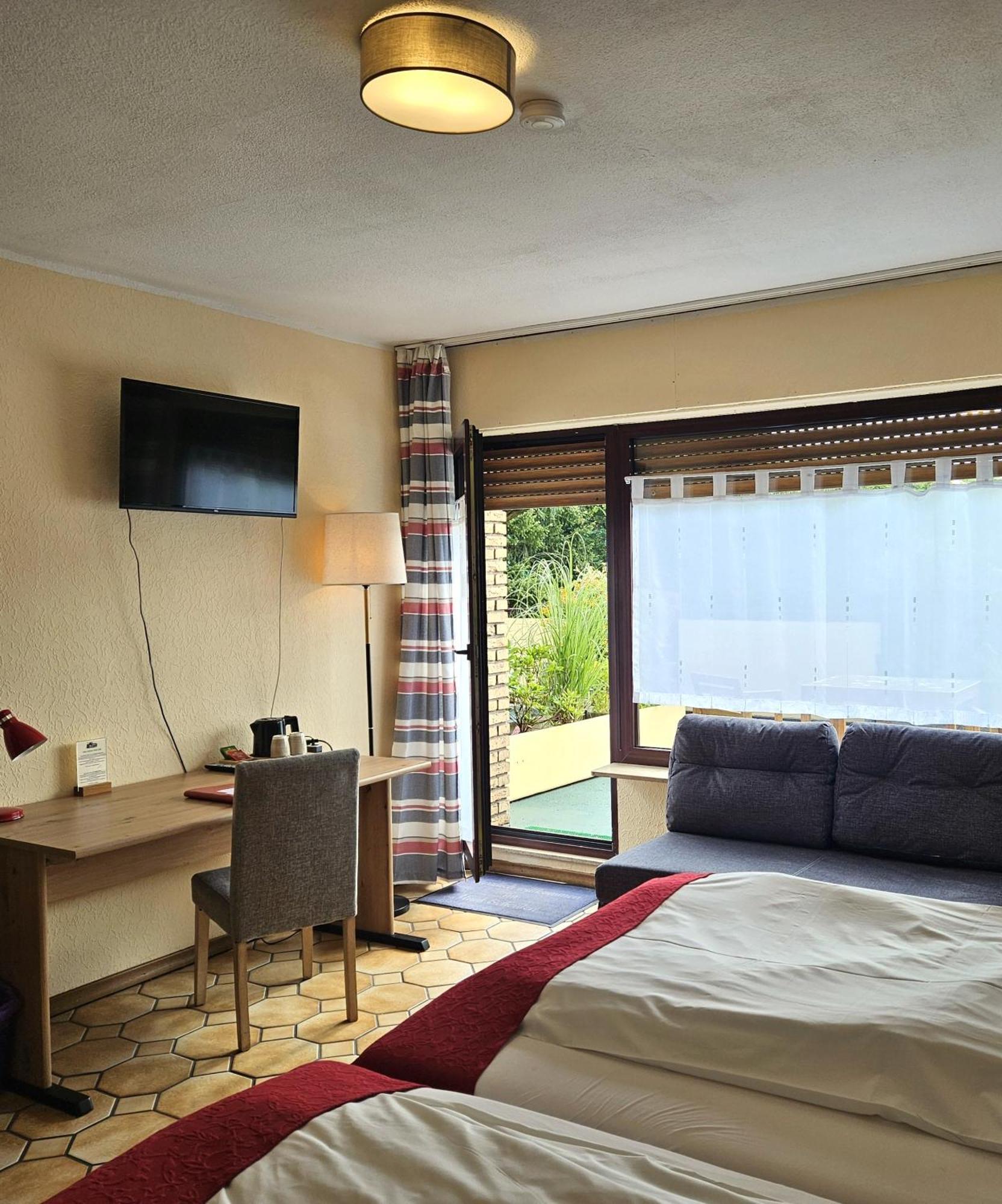 Haus Scheuten Hotel Дуйсбург Екстериор снимка