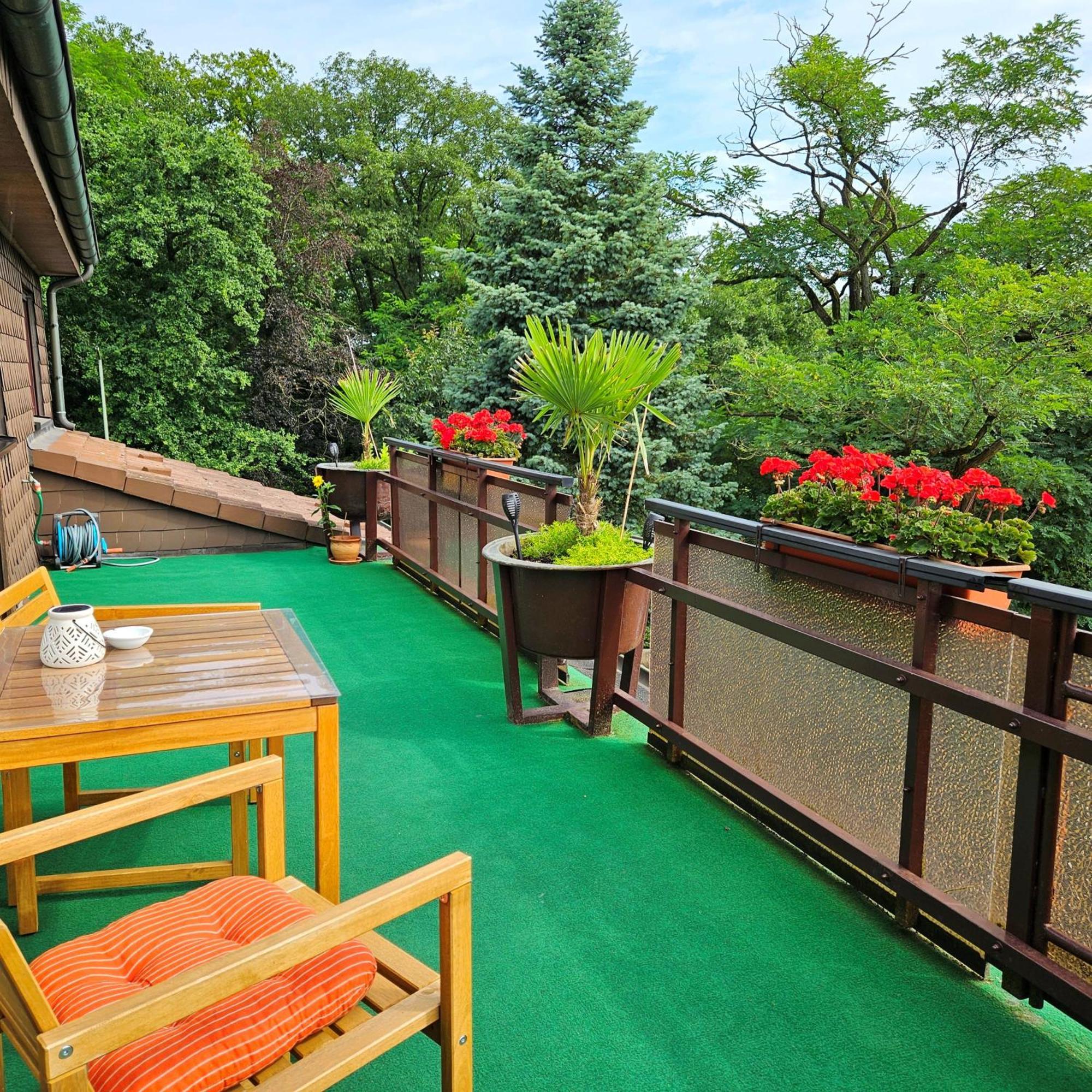 Haus Scheuten Hotel Дуйсбург Екстериор снимка