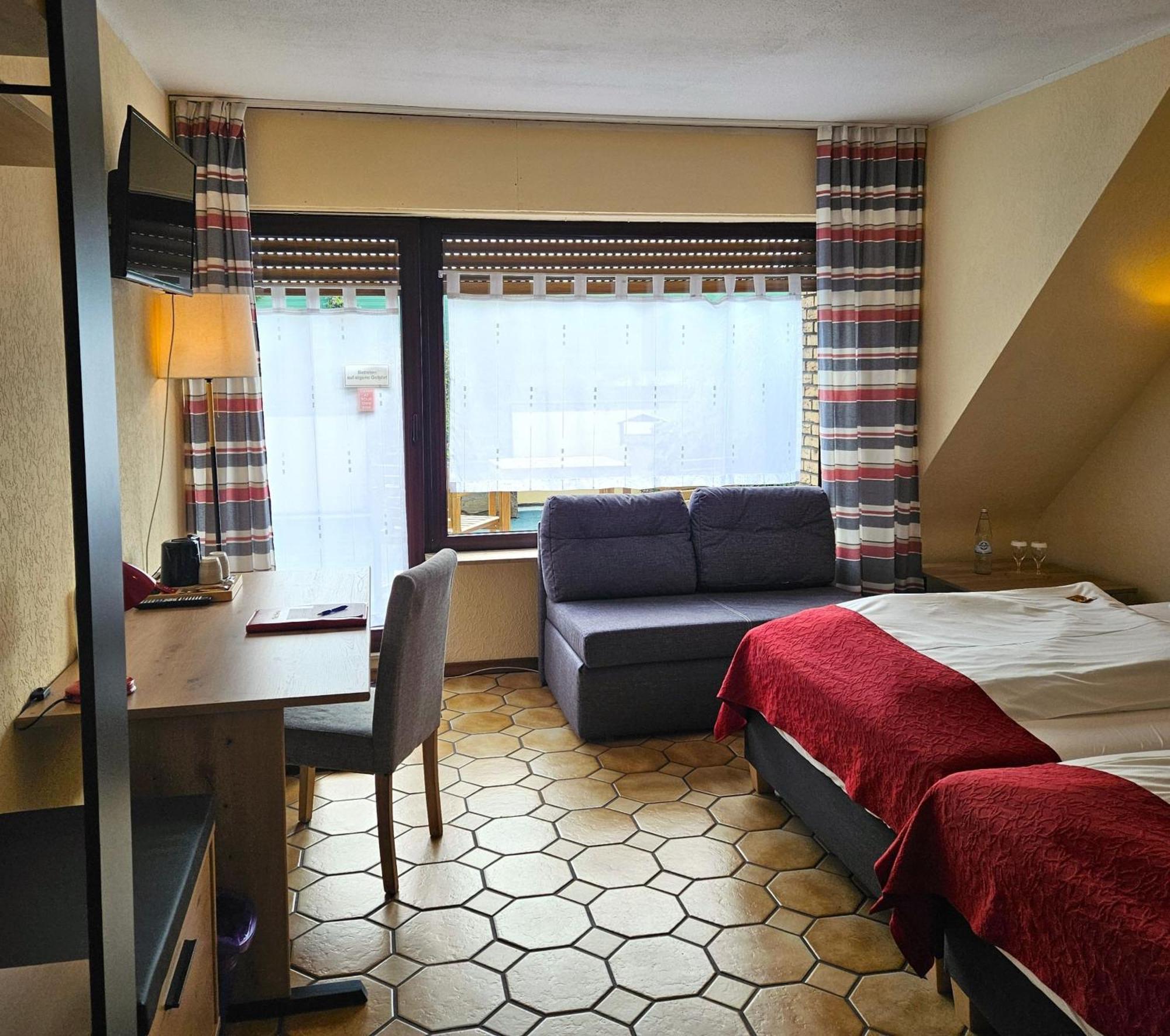 Haus Scheuten Hotel Дуйсбург Екстериор снимка