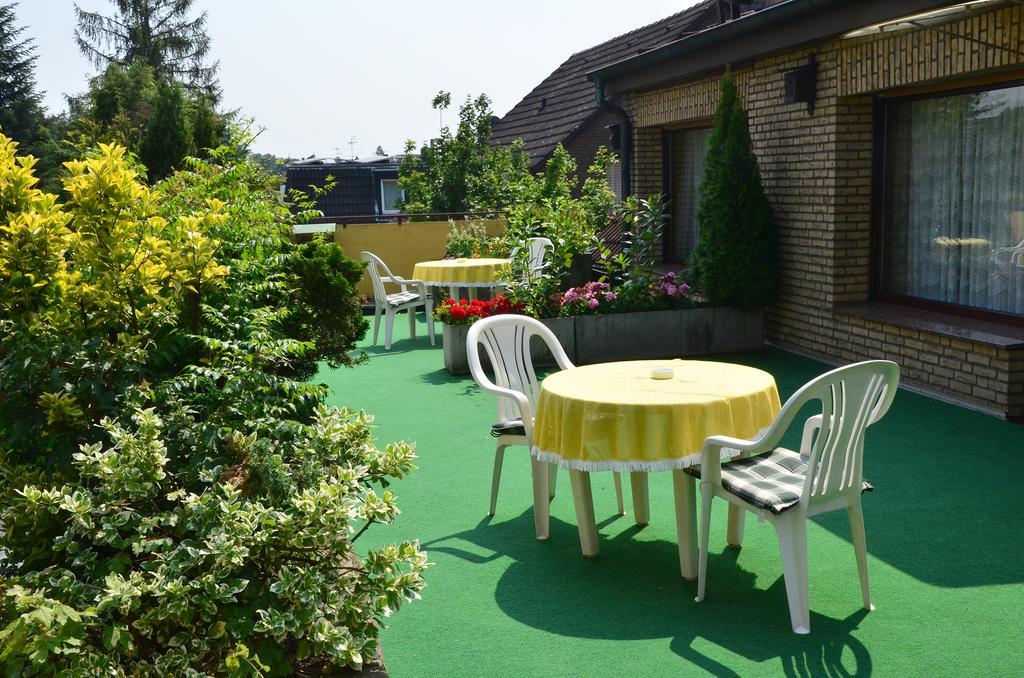 Haus Scheuten Hotel Дуйсбург Екстериор снимка